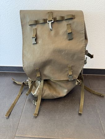 Schweizer Armeerucksack Ordonnanz grün guter Zustand