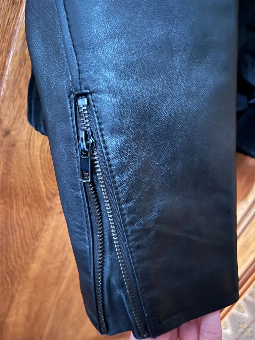 Mango Giacche: Blouson cuir M Mango – Usato da Pully venduto da Artemisya 2