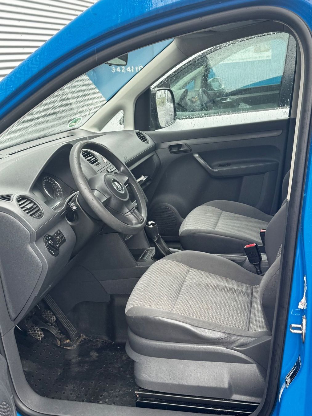 VW Nutzfahrzeuge: VW Caddy Kastenwagen, 1.6 D B.M. – Gebraucht aus Rothrist von MarktJR 4