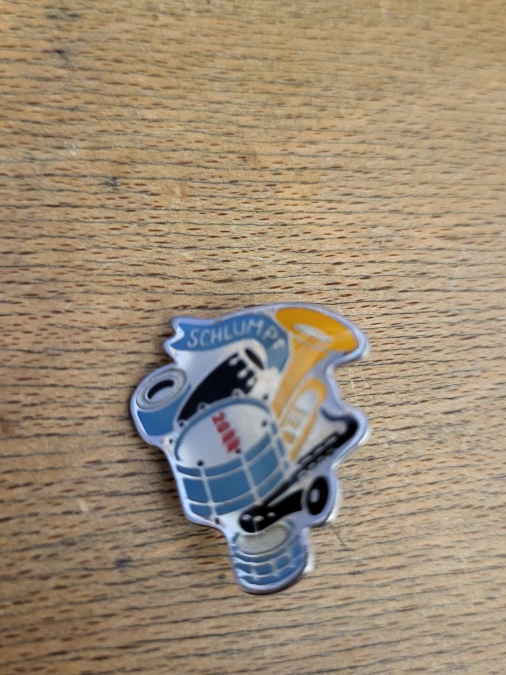 Placchette & Badge: Pin Schlumpf – Usato da Thun venduto da Kissthis