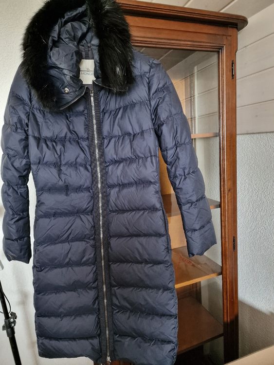 manteau moncler avec capuche bonne état (Gebraucht) in Cheseaux sur