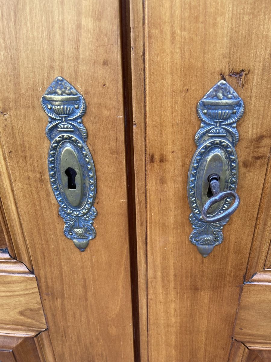 Armadi: Schöner alter Schrank  – Usato da Uerkheim venduto da Dealer-4813 8