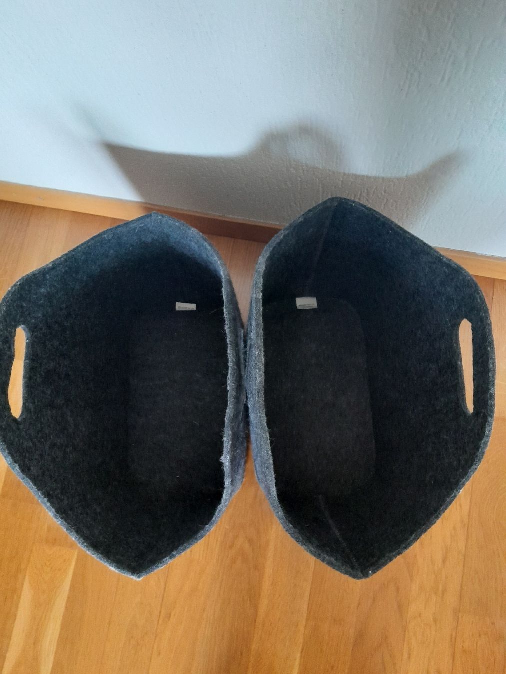 Casse di trasporto: 2 Filztaschen Dunkelgrau – Usato da Zürich venduto da mel_nj78 1