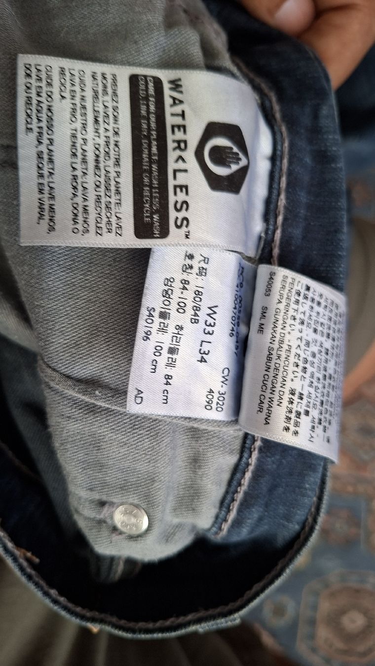 Levi's Jeans: Levi's vintage jean  – Usato da Chiasso venduto da Pat_chuli 3
