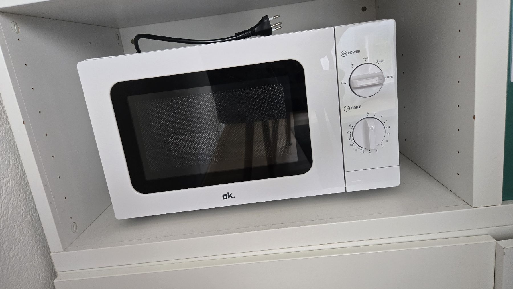 Elettrodomestici da cucina: OK. Mikrowelle OMW 2022 W CH – Nuovo (secondo la descrizione) da Zürich venduto da seb_ln82