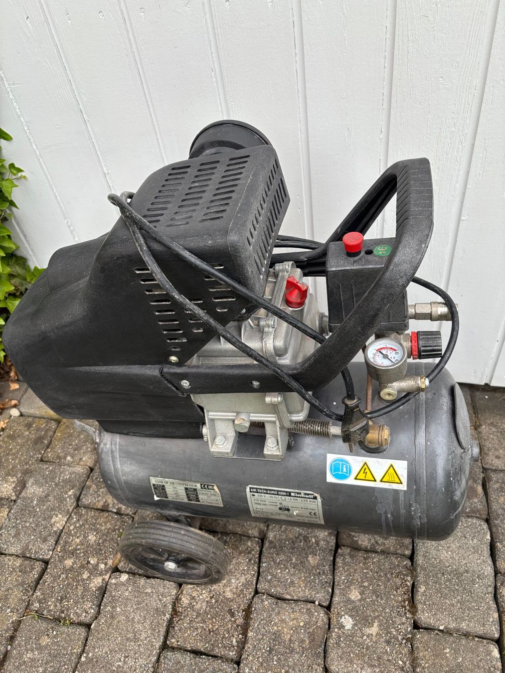 Einhell Compressori: Kompressor Einhell AirTech 24 L – Usato da Gossau SG venduto da Gusho 1