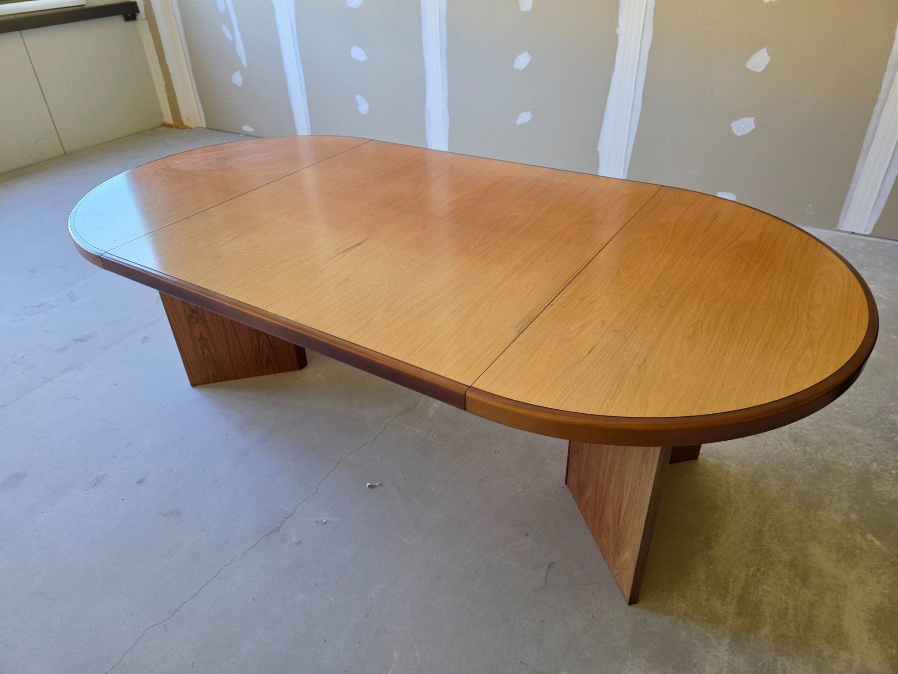 Bigla Tavoli: Büro Sitzungstisch lang oder rund (sep. Inserat  SideBoard) – Usato da Niederbuchsiten venduto da joe2065 2