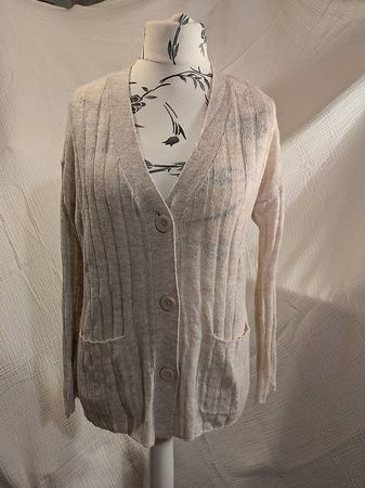 Halbtransparente beige Strickjacke, Grösse XS