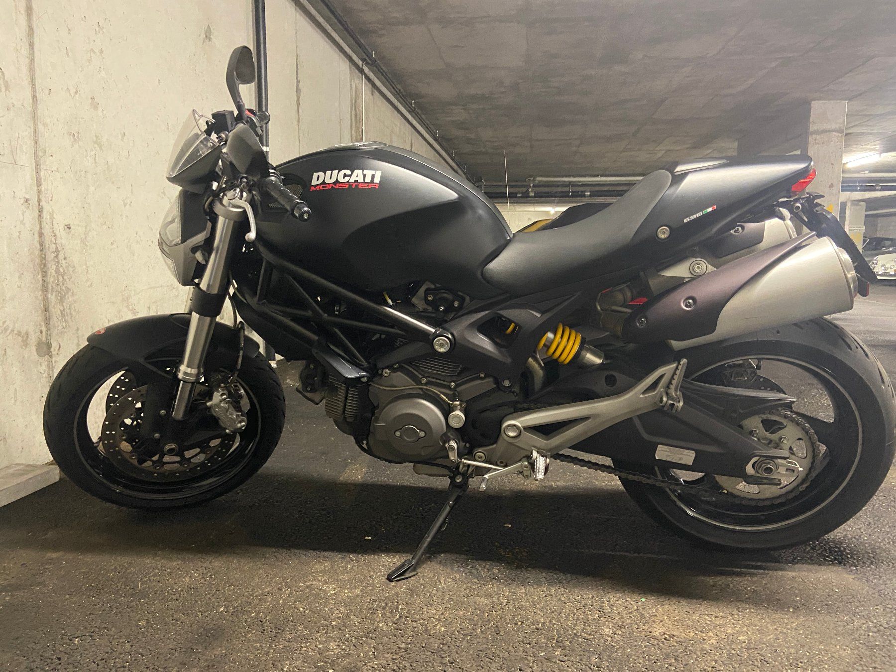 Ducati Route: Ducati Monster 696 ABS – D'occasion à Aarberg par svenjamichelle 2