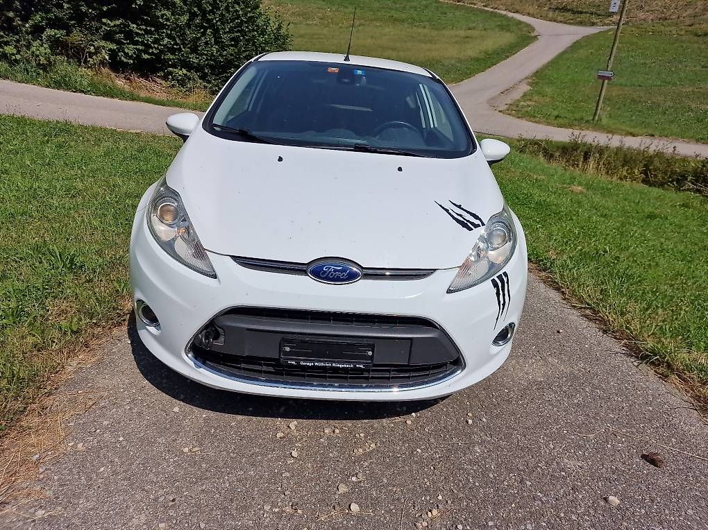 Autos: Ford fiesta 1.4  Mit Mfk 2025  – D'occasion à schônbûhl par xumibern