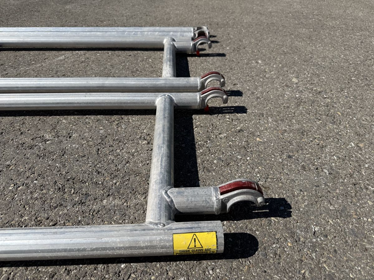 Ponteggi: Rollgerüst – Usato da Glattfelden venduto da Rueco 2