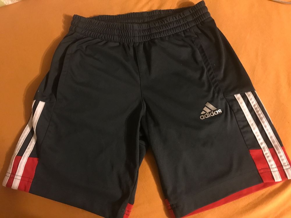 Turnhose adidas store