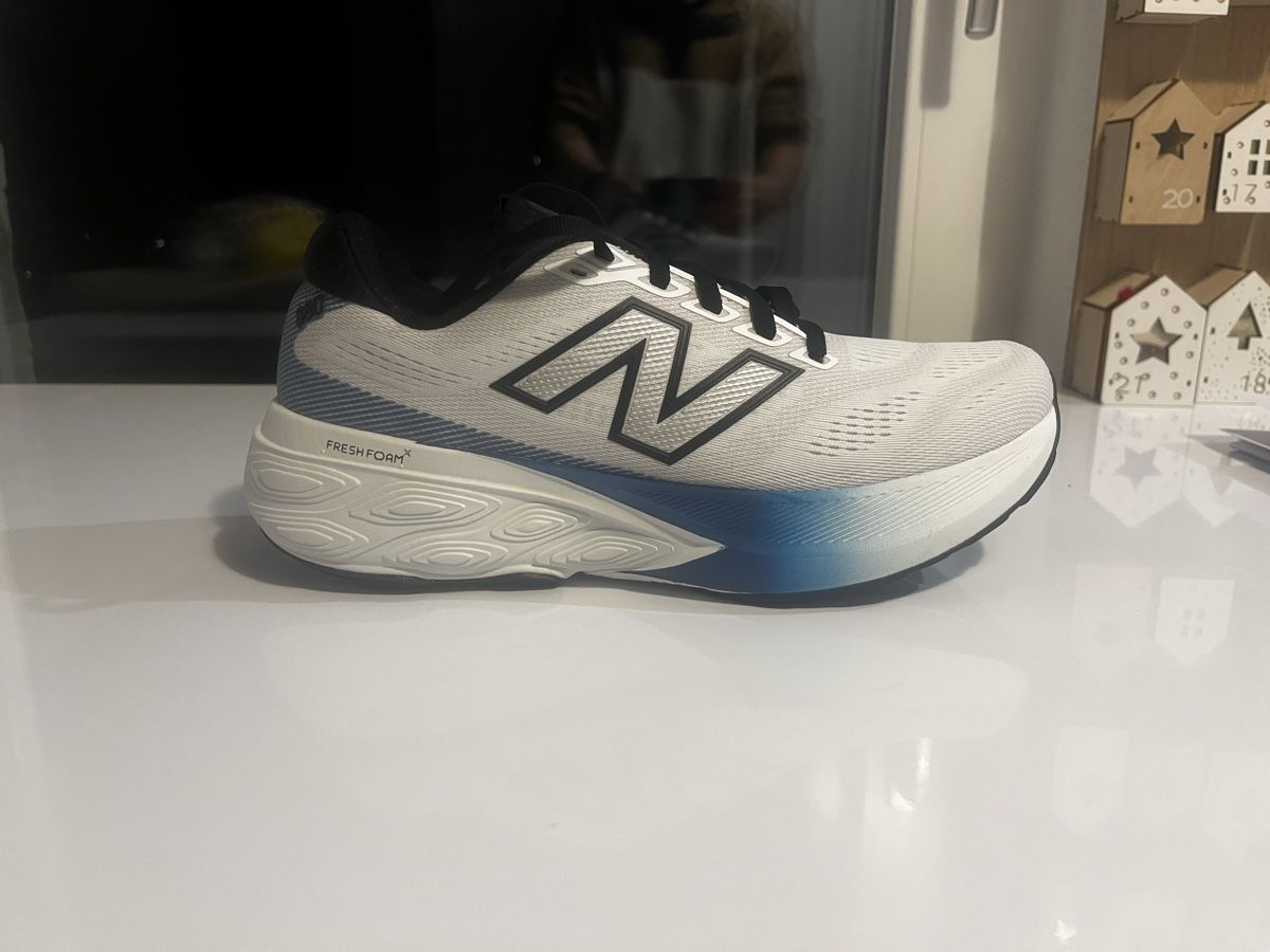 New Balance Scarpe da uomo: New Balance 880 V15 – Nuovo e nell'imballaggio originale da Urdorf venduto da laurin.decrom