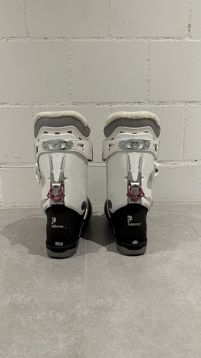 Damenschuhe: Salomon Skischuhe – Gebraucht aus Meggen von fdi_9jbk 2