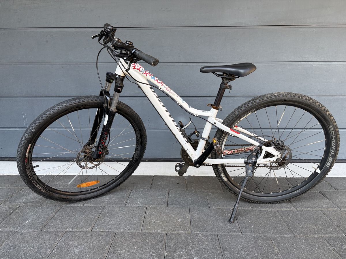 Specialized Velos: Velo Specialized  – Gebraucht aus Dallenwil von Bergsee08