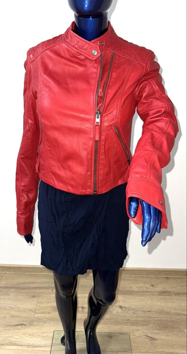 Tommy Hilfiger Jacken: TOMMY HILFIGER LEDERJACKE GR. M neuwertig – Neu (gemäss Beschreibung) aus Unteraegeri von MH203 1