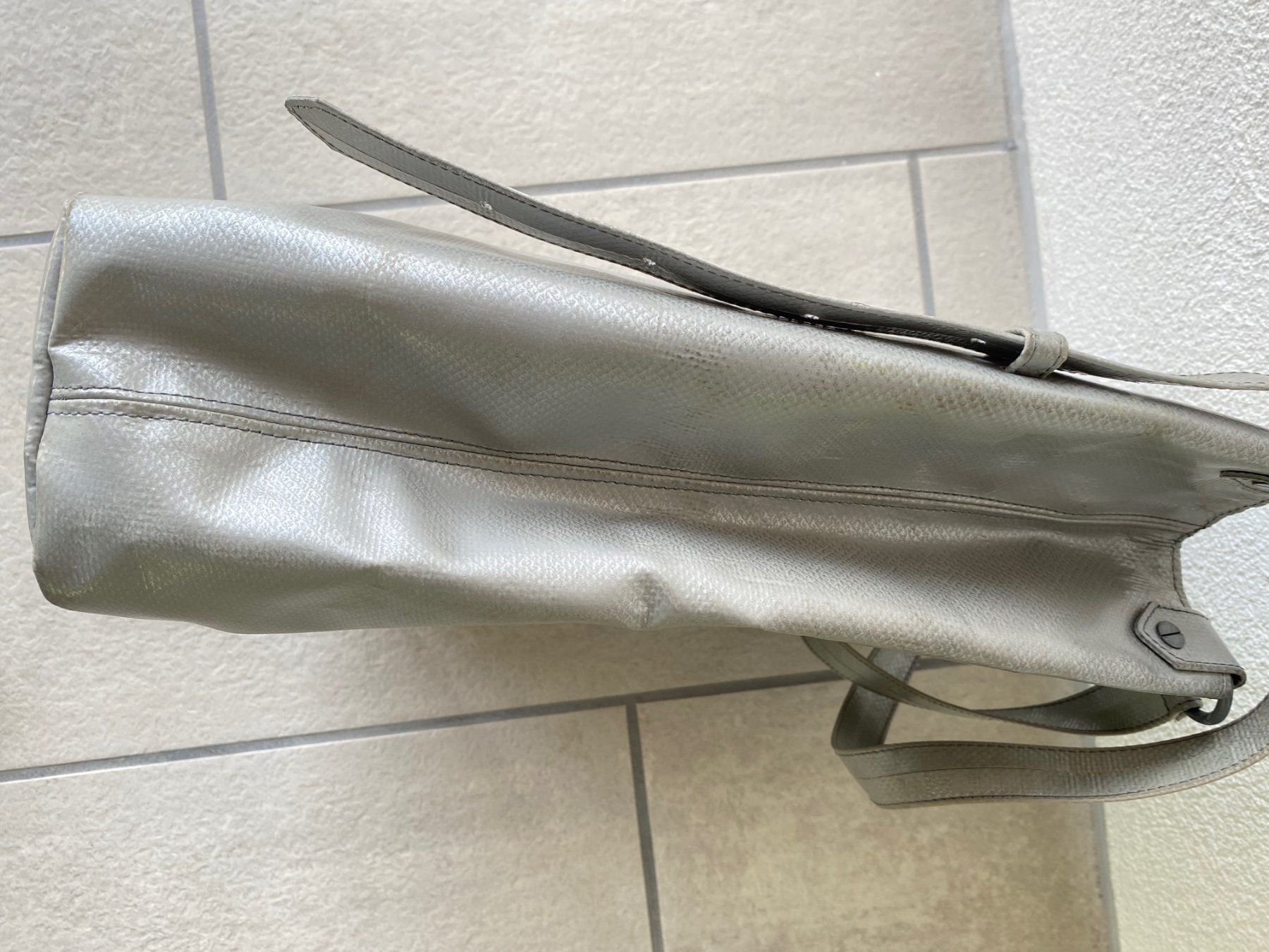 Freitag Sacs: Freitag Tasche, Modell Morgenson, Silberfarbig – D'occasion à Fanas par Omibia 3