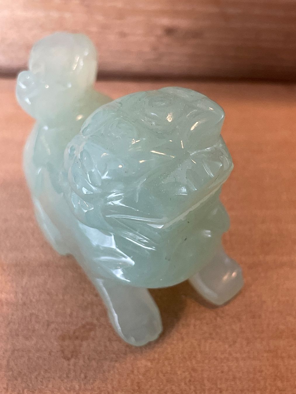 Statuette: Jadeit Stein Tierfigur, chinesischer Wächter Löwe hell – Usato da Embrach venduto da Gauvain1 2