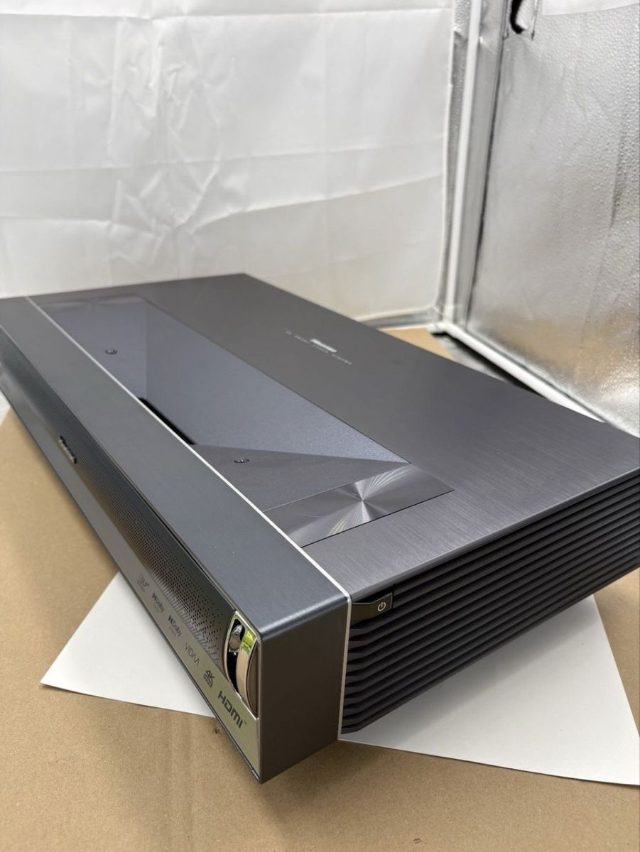 Hisense Home Cinema: Hisense PX3 Laser TV – Usato da Balsthal venduto da dominichohenfeld 2