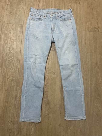 Levi's 514 Straight Jeans