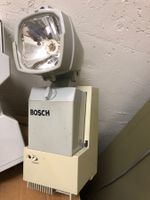 alte Notlampe mit Ladestation