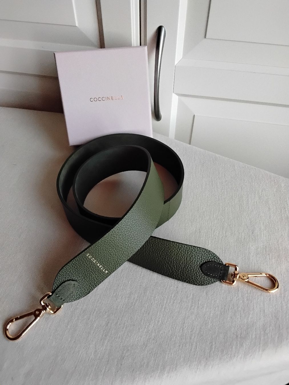 Coccinelle Altro in  Abbigliamento & Accessori: Leder Taschenriemen – Nuovo e nell'imballaggio originale da Fey venduto da ladamedunil