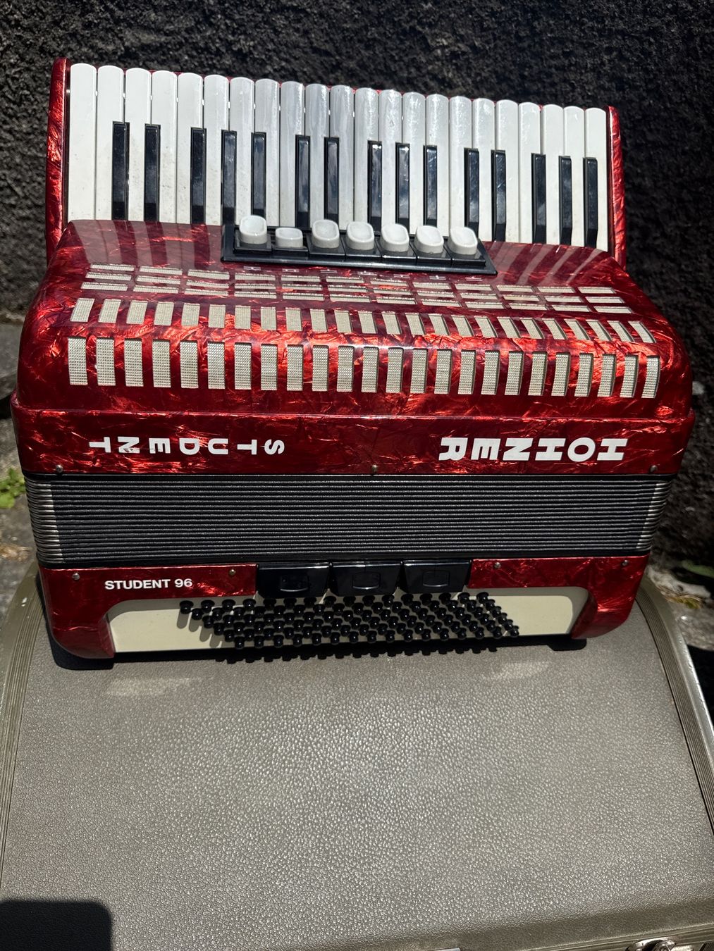 Strumenti musicali: Lot 2 accordéon HOHNER – Usato da St imier venduto da sav_bjf9 2