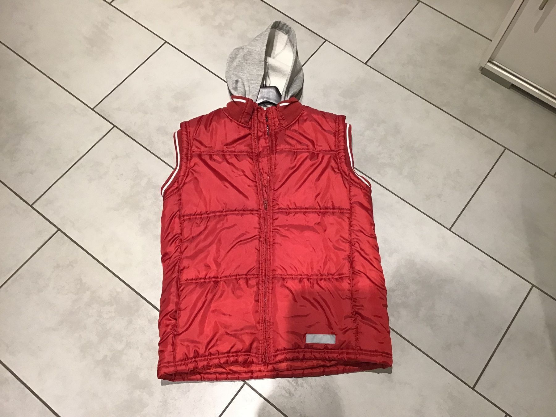 Sonstige Jungenkleidung: Warmes Gilet  176 – Gebraucht aus Trimbach von gregy69s 1