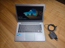 ASUS ZenBook UX330UAK – 13.3" | Intel i5 | 8GB RAM | 256GB