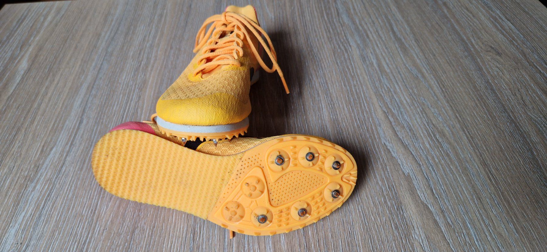 Puma Scarpe per ragazzi: Nagelschuhe Puma Gr. 33 – Usato da Belp venduto da Jenveux 1