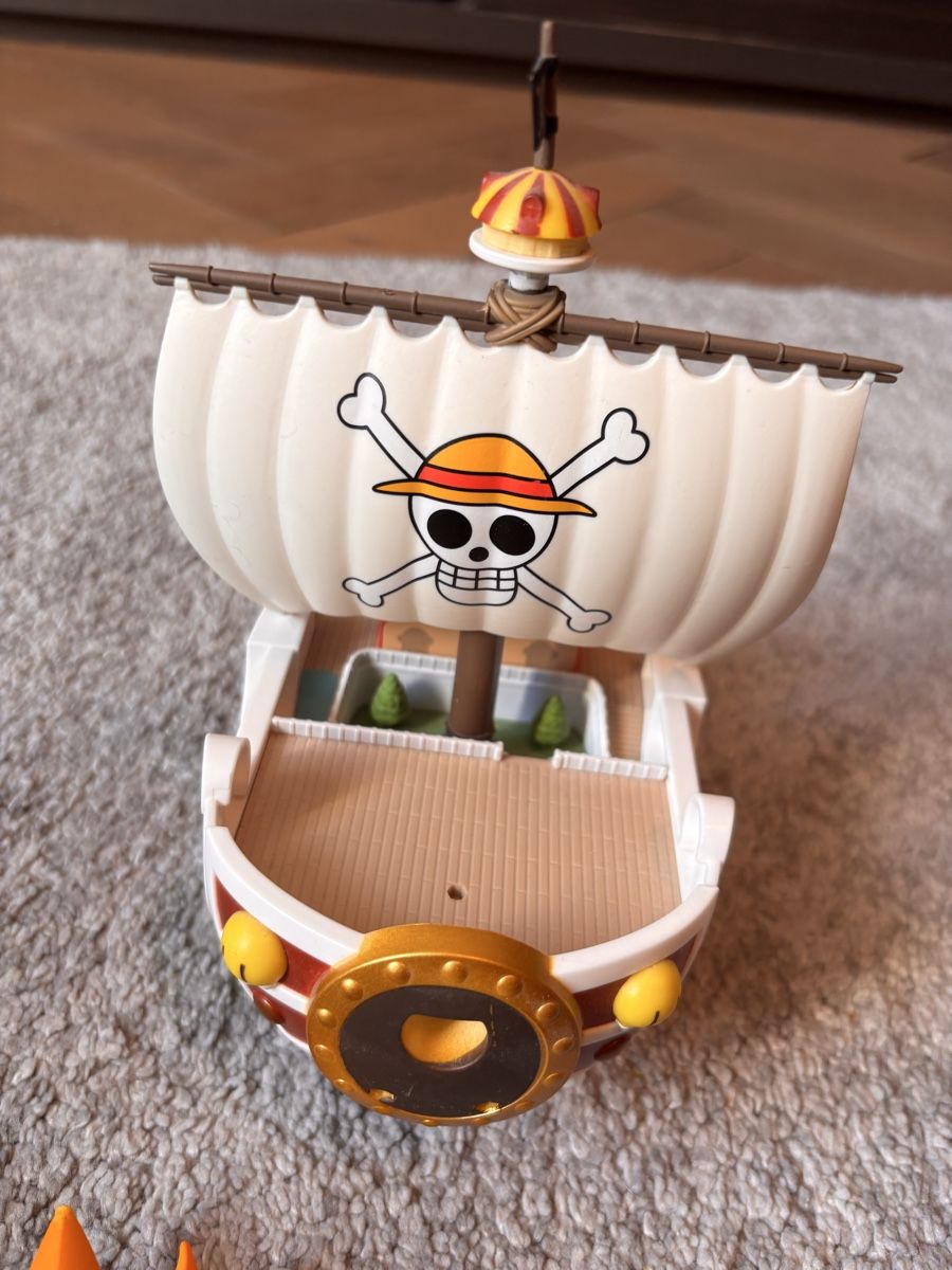 Giocattoli: One Piece Going Merry Ship Model Figure, Great Condition! – Usato da Ascona venduto da ElfieLove 3