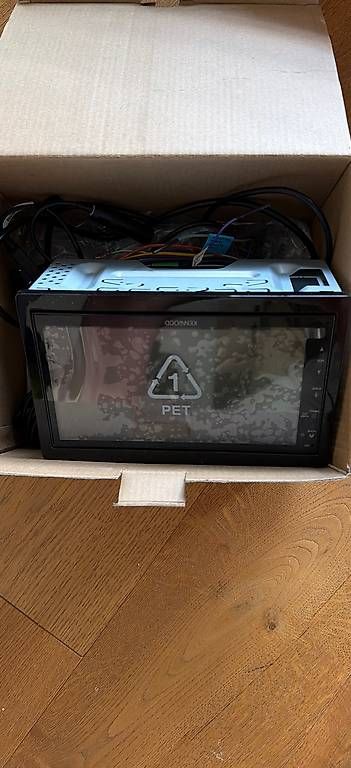 Radios: Kenwood Radio DMX – Gebraucht aus Läufelfingen von flosig 1