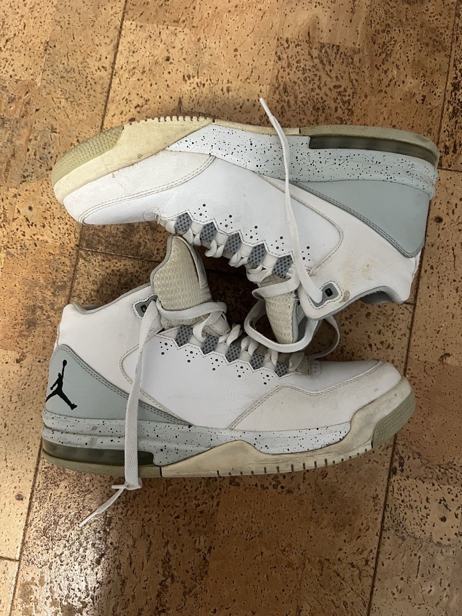 Jordan Chaussures hommes: Jordans – D'occasion à Uhwiesen par maflo2