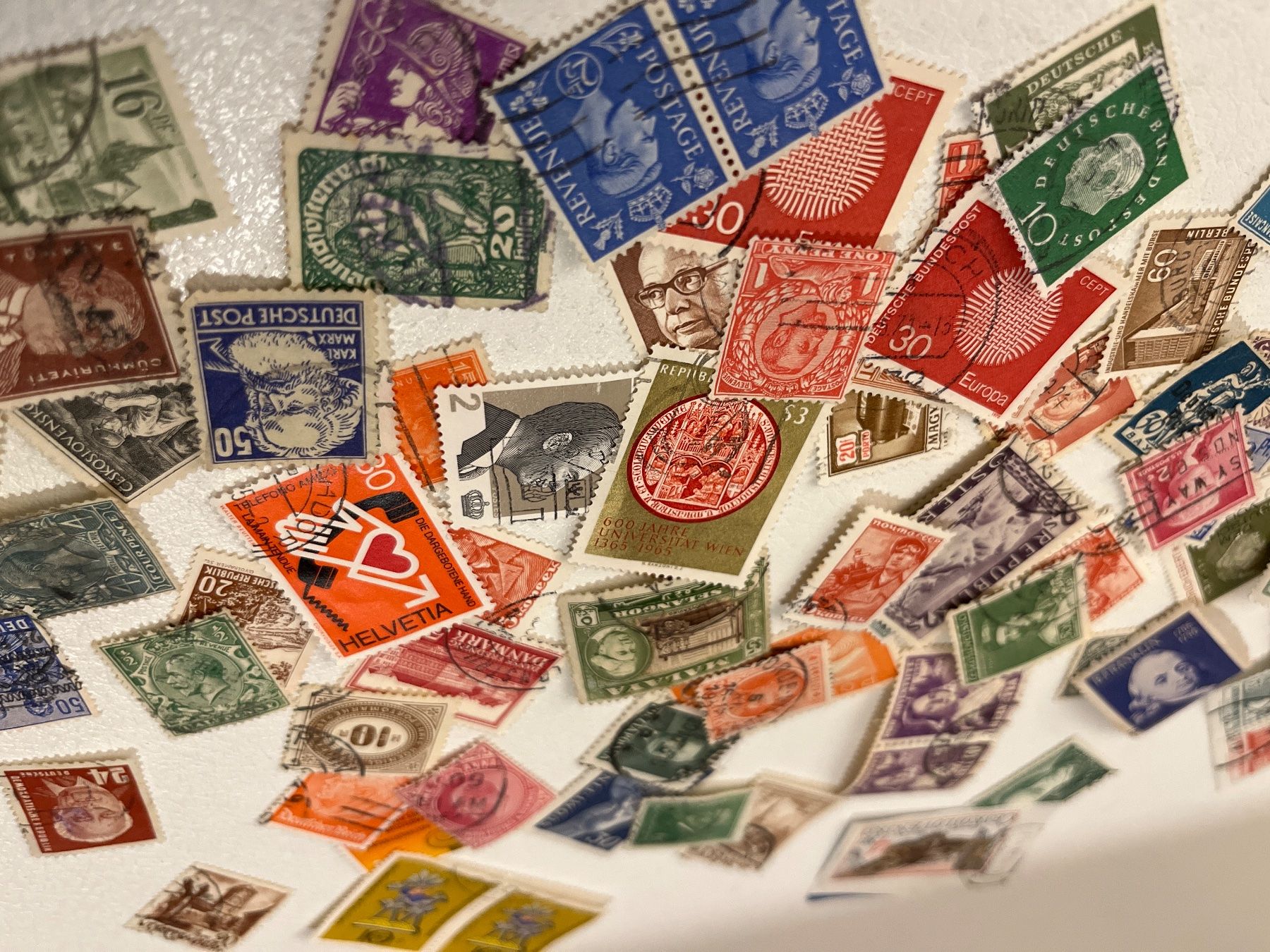 Tutti i francobolli: Lot 30: Lot mit Mix Briefmarke – Usato da Chiasso venduto da AzenYa 1