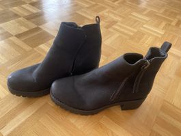 Stiefeletten schwarz mit Reissverschluss Grösse 40 