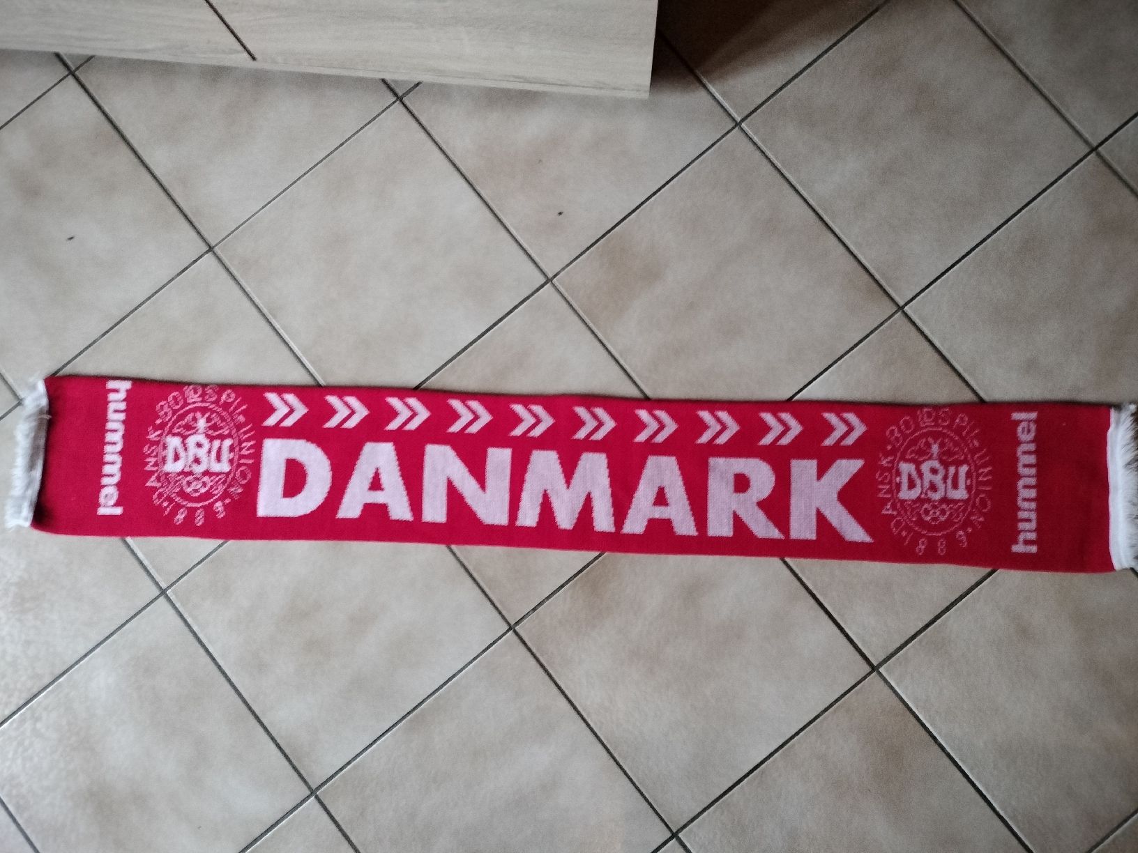 Foulards, Tücher & Schals: Dänemark Fussball Fan Schal – Gebraucht aus Schwanden Sigrisw von Wibe81 1