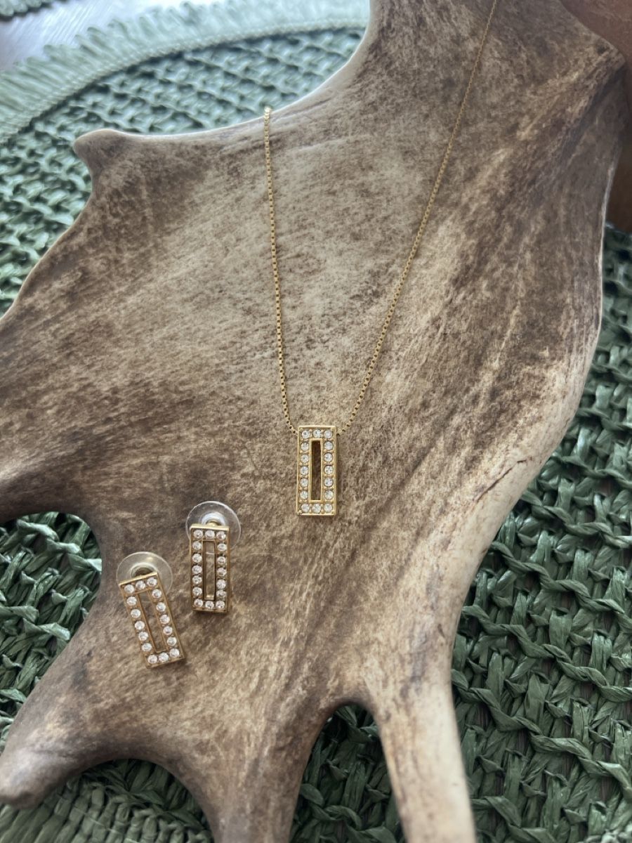 Autres bijoux: Neuwertiges Schmuckset Avon – D'occasion à Seon par Sunny-Schmuck78