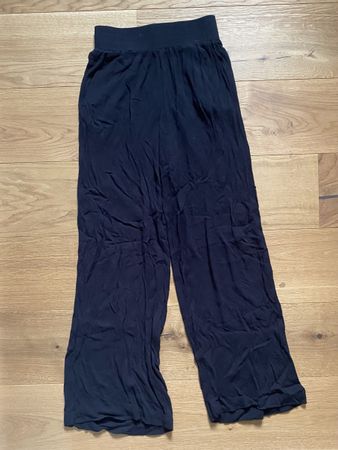 Schwarze Sommerhose von Vero Moda, Gr. XXS, Top Zustand!