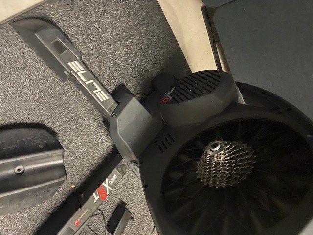 Hometrainer: Elite Direto Smart Trainer – Usato da Kilchberg ZH venduto da RobertH05 1