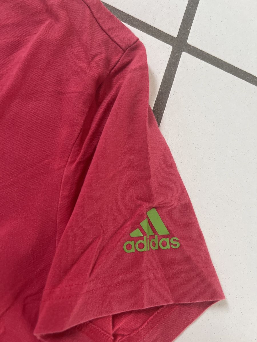 Adidas T-shirt: T-Shirt – Usato da Oberuzwil venduto da DanaB01 1