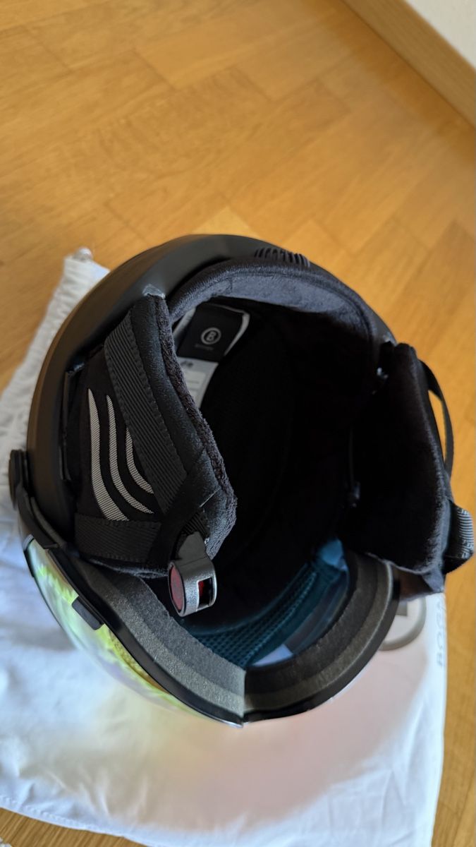 Bogner Helme: Bogner Skihelm St. Moritz – Gebraucht aus Urdorf von jus1991 3
