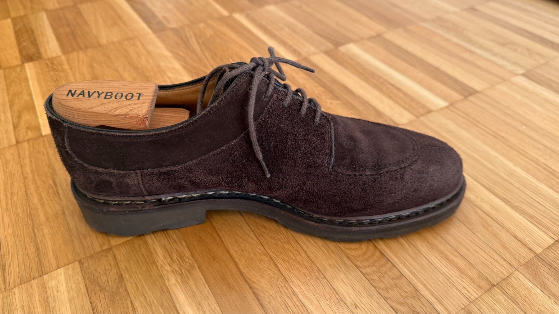 Paraboot Scarpe da uomo: Paraboot Avignon - Dark brown Suede 7.5 – Usato da Zürich venduto da Yuriae 1