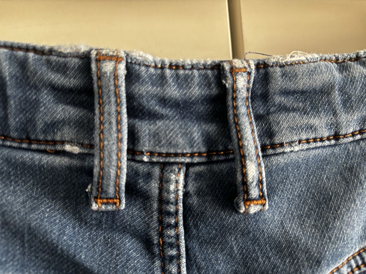 H&M Pantalons: H&M Jeans Jogger Gr. 170 – D'occasion à Winterthur par NatMet11 5