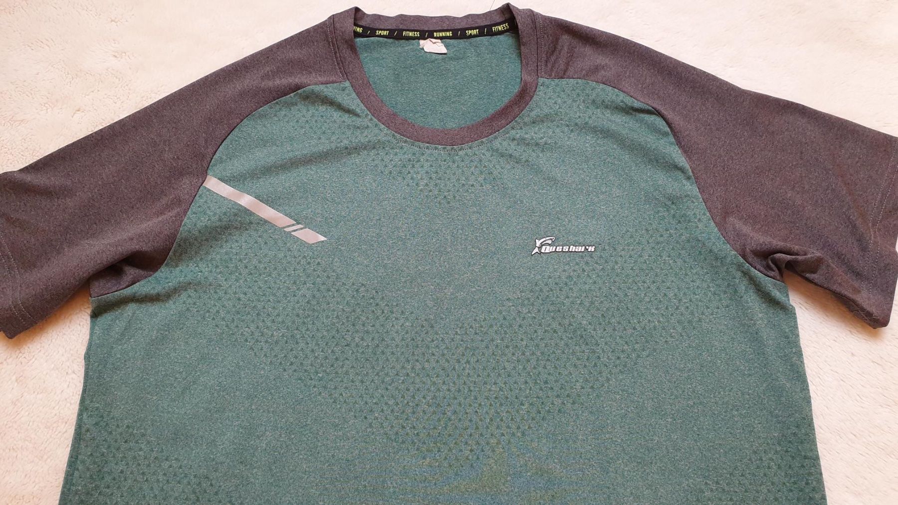 Lotti di vestiti: 2 Sport-T-Shirts – Usato da Würenlos venduto da JRP_71 2