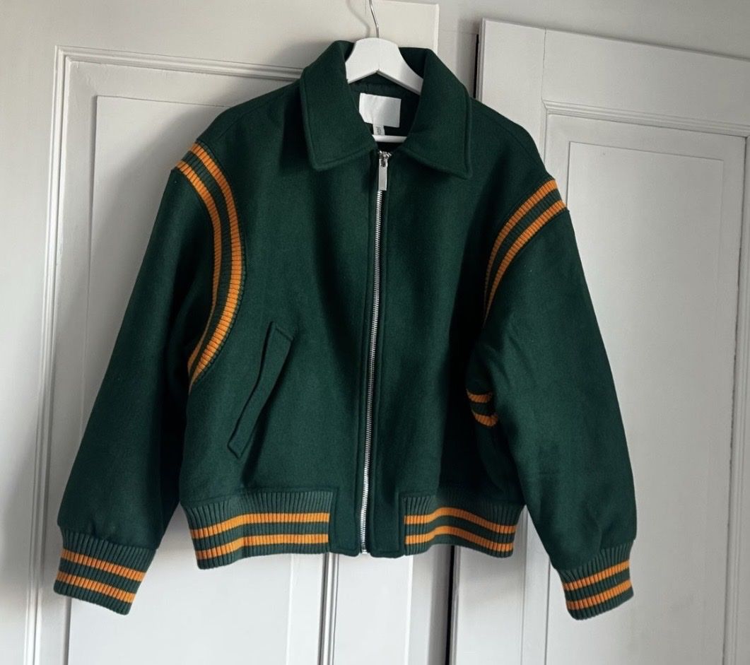 H&M Giacche: H&M College Jacke - Gr. L - Neu. – Nuovo (secondo la descrizione) da Zürich venduto da ber_78xz