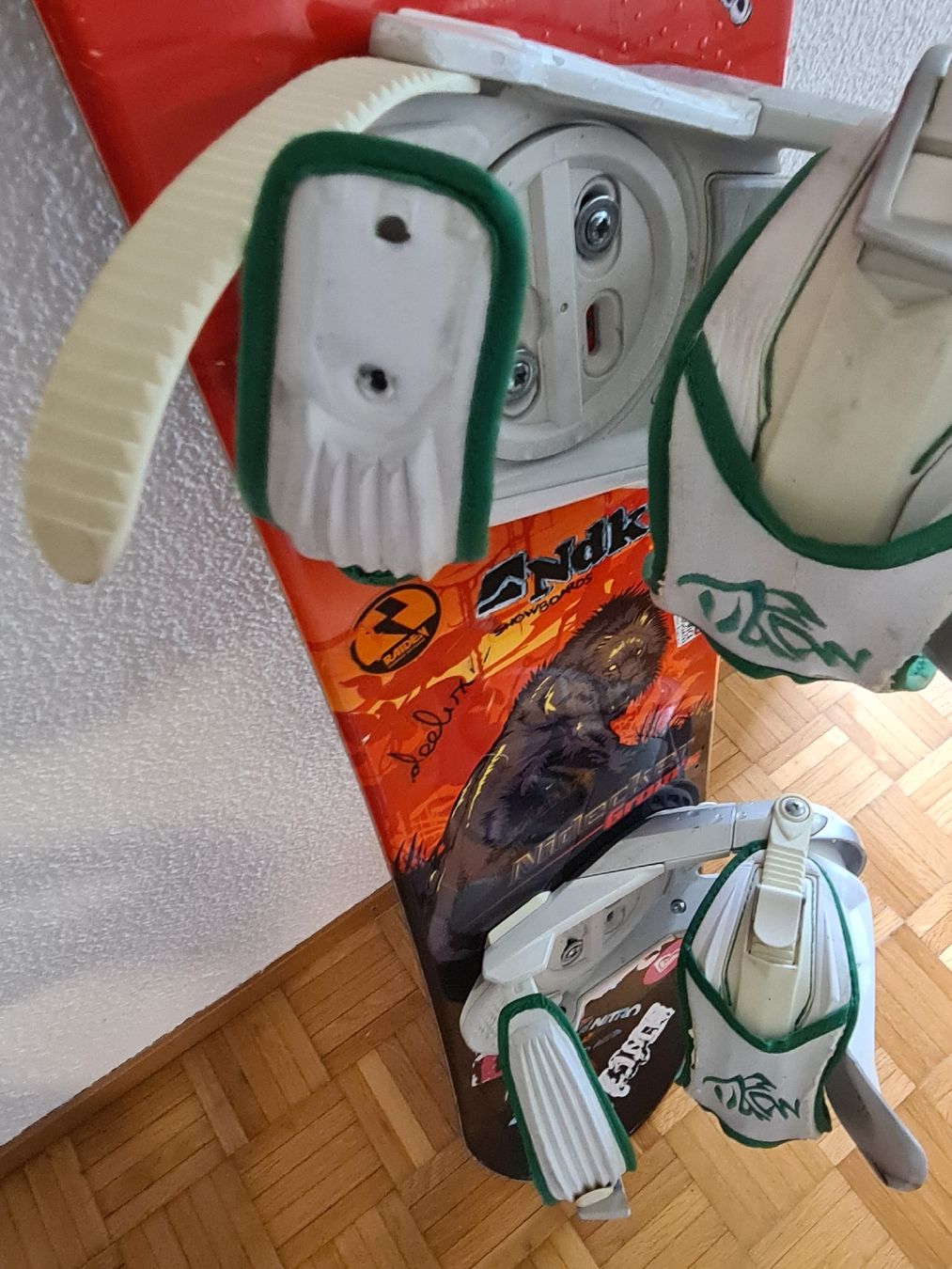 Nidecker Board: Snowboard Nidecker lange 136 cm – Usato da Thun venduto da erh_fs86 4