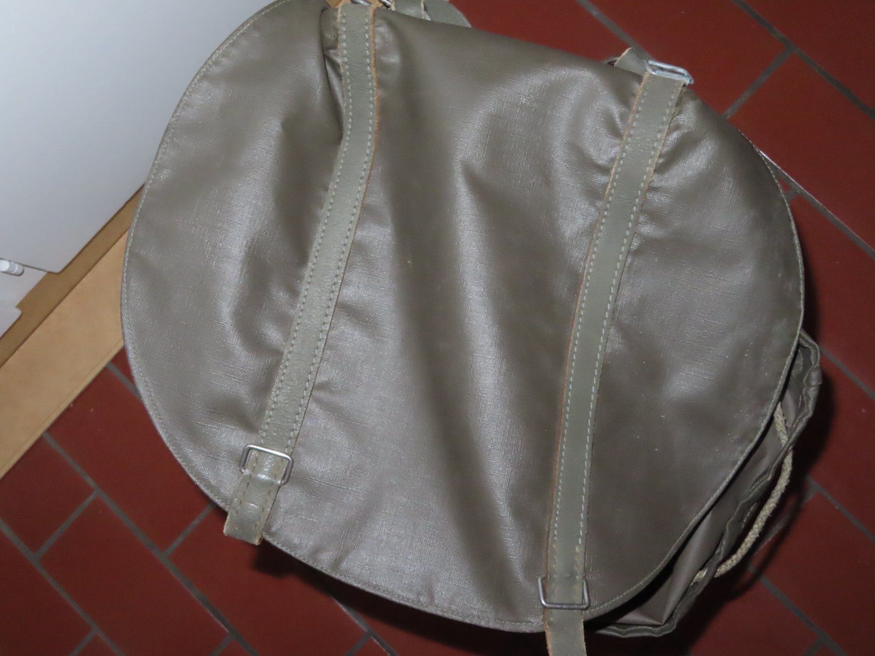 Schweizer Armee Uniformi: Schweizer Armee Rucksack – Usato da Gutenswil venduto da rolfsimmen31 3
