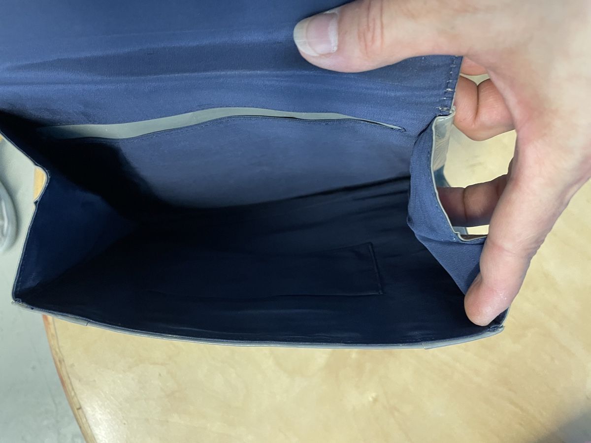 Borse da donna: 1950s Vintage Grey leather Hand Bag   – Usato da Zürich venduto da MISSYS-WONDERBAG 4