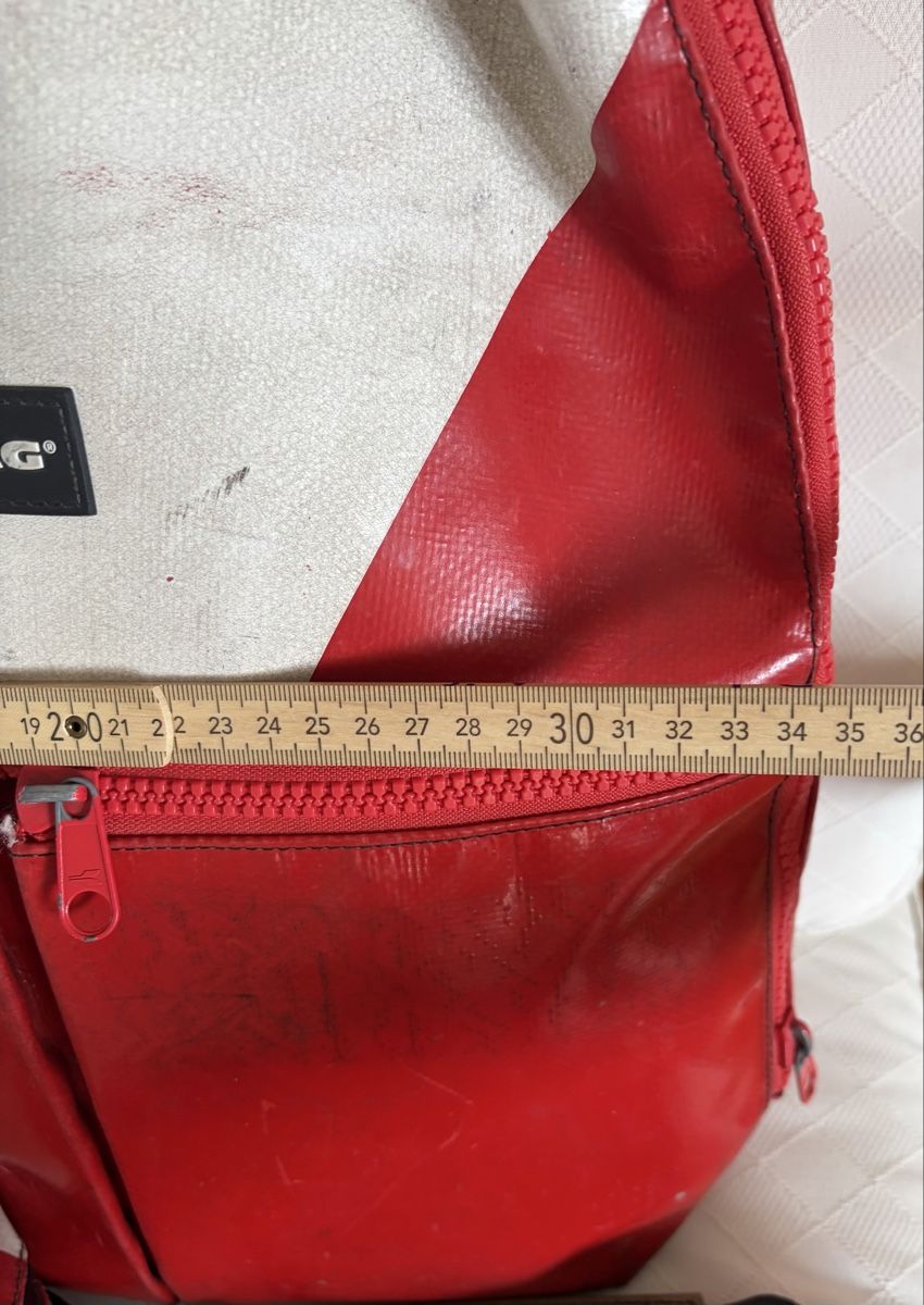 Freitag Sacs à dos: Freitag Rucksack Tasche Set rot gebraucht 3-Teilig – D'occasion à Gossau par Magic999 2