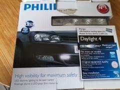 PHILIPS Daylight 4 LED Tagesfahrlicht